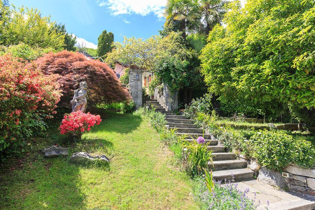 Villa Elisette By Impero House ستريزا المظهر الخارجي الصورة